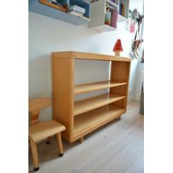 Vintage retro schoolkast boekenkast kinderkamer mid century