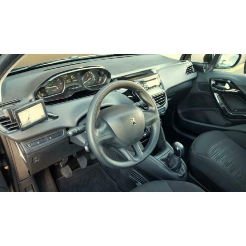 Peugeot 208 1.0 PureTech Access NAVI/AIRCO/CRUISE (bj 2015)