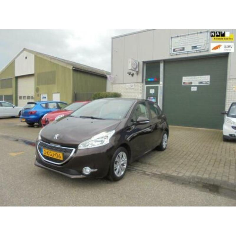 Peugeot 208 1.2 VTi Envy 5-deurs/Bouwjaar 2013/Airco,Cruise