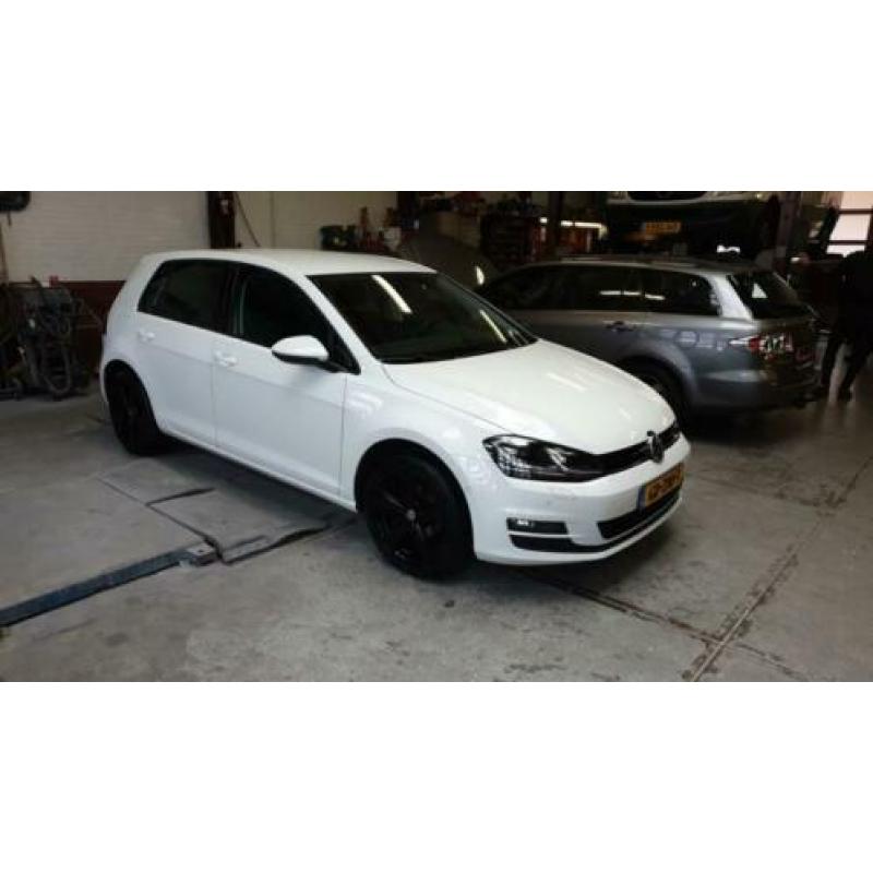 Volkswagen Golf 1.2 TSI HIGHLINE 77KW 5D 2014 Wit