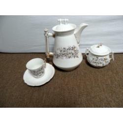 antieke of oude servies stukken