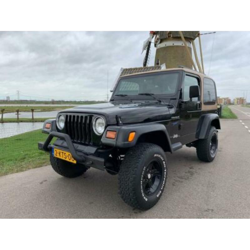 Jeep Wrangler 2.5i Softtop Hardtop! dikke 4X4 JEEP! in TOPST