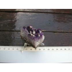 Diverse Mooie stukken Amethyst uit Brazilië.€ 7,00 per stuk