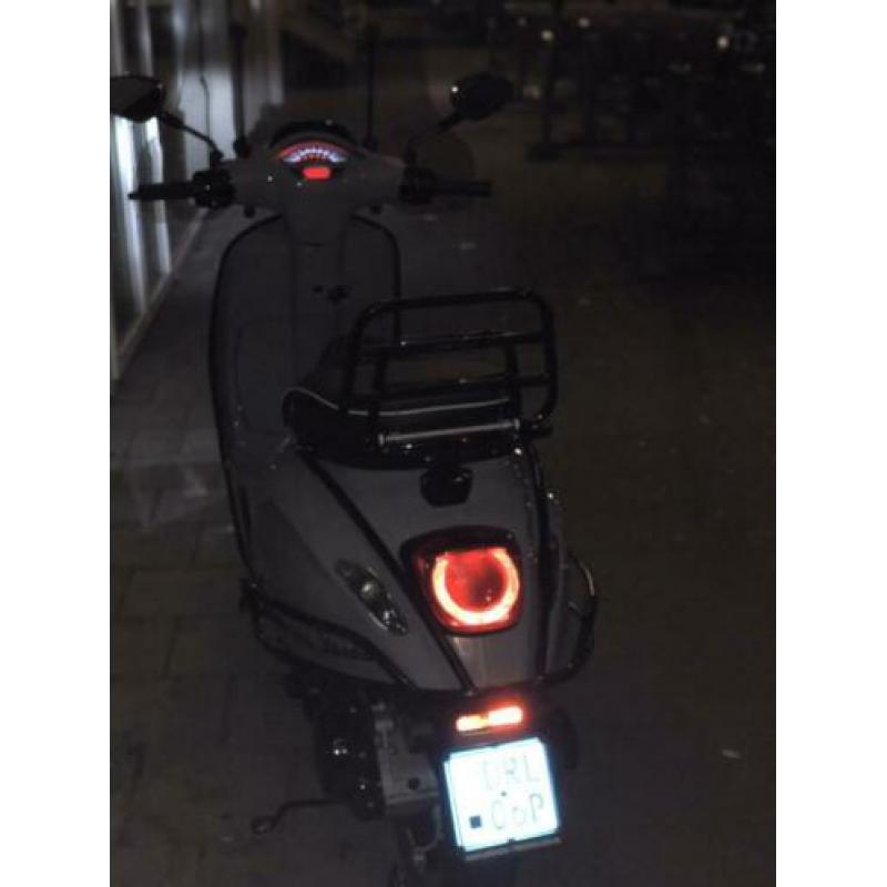 Vespa sprint iget