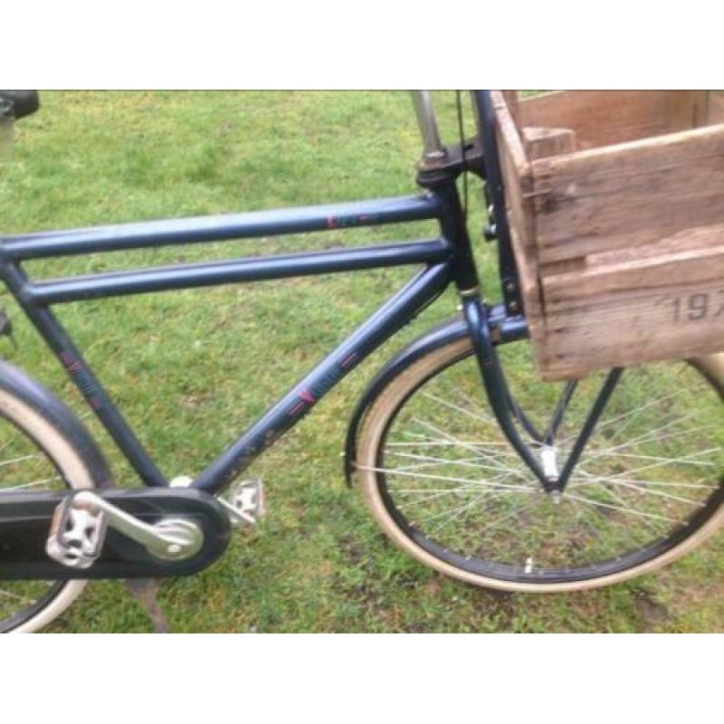 Nette Transportfiets 28 inch 3 versnelling met terugtraprem