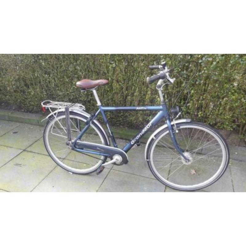 tekoop mooie 28 inch Grandeur heren fiets.