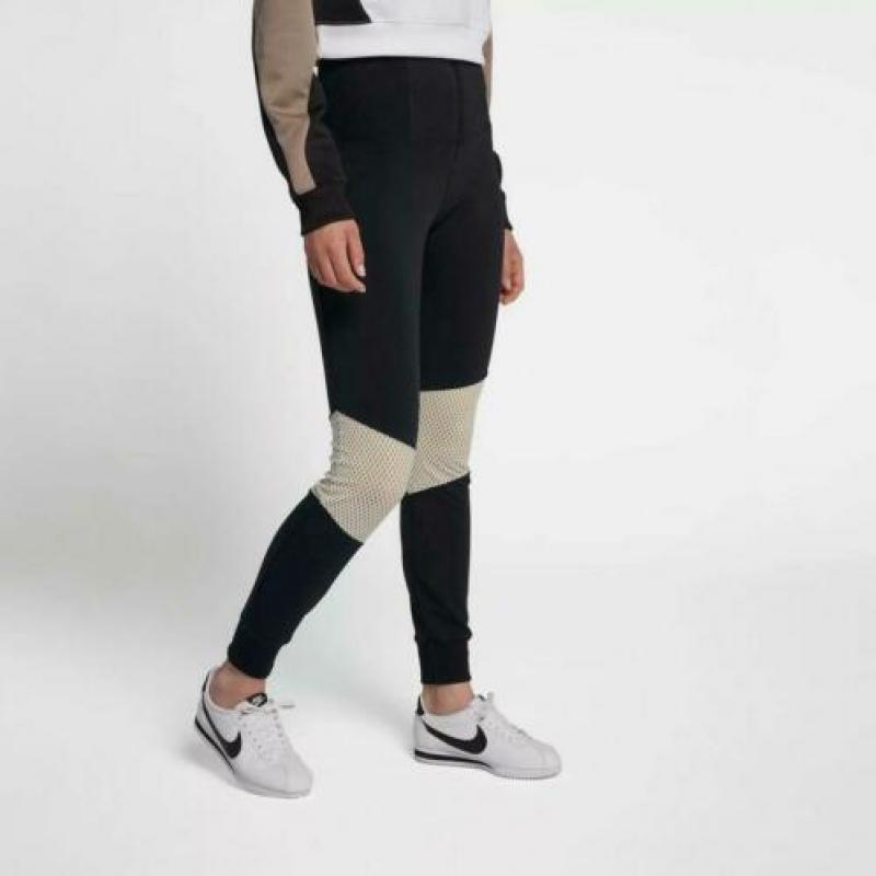 Nike Mesh sport legging L NIEUW