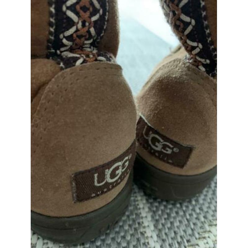 UGG Chestnut laarzen