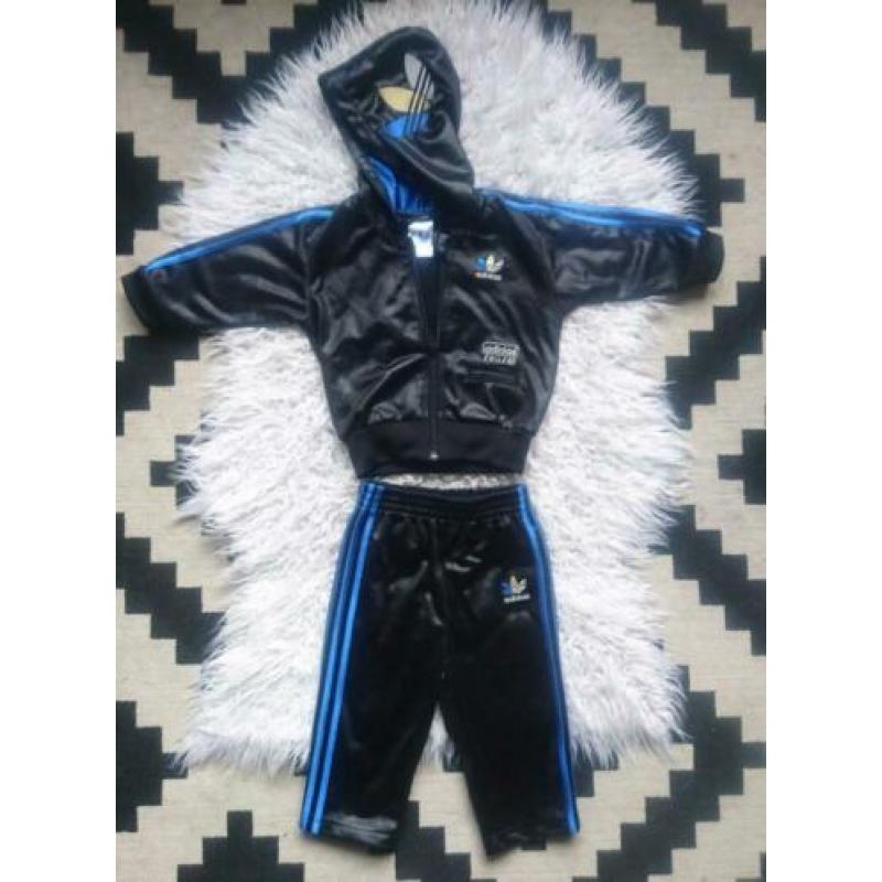 Kinder Trainingspak Adidas maat 74