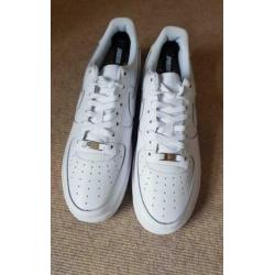 Nike Air Force 1 laag model maat 43