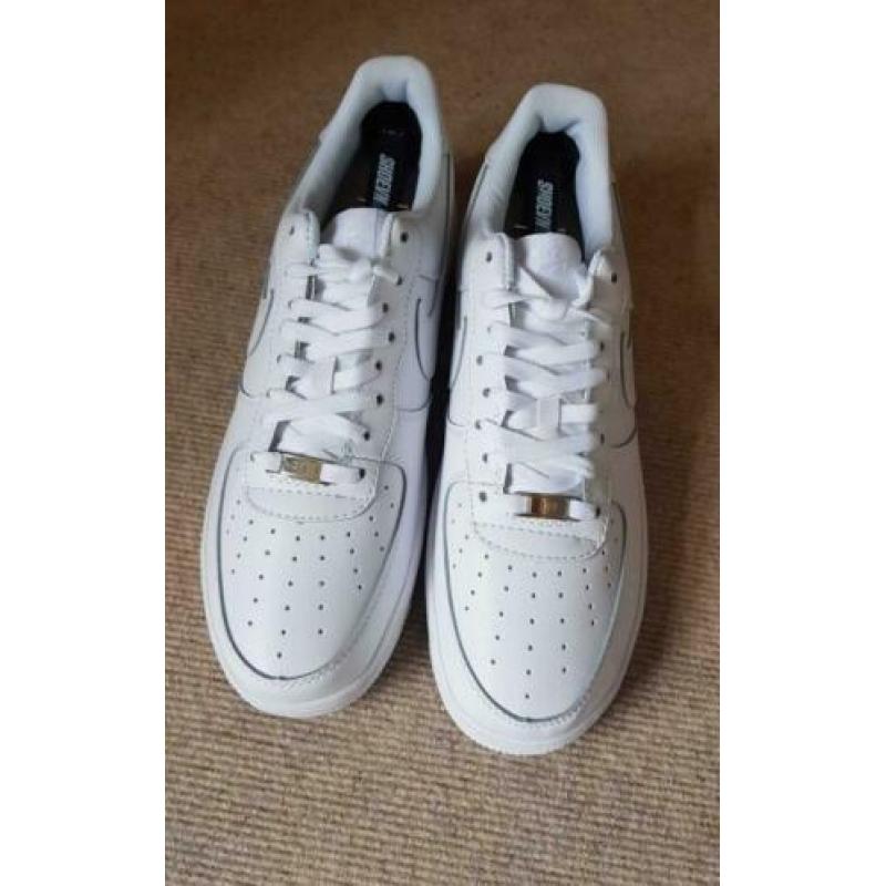 Nike Air Force 1 laag model maat 43