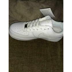 Nike Air Force 1 laag model maat 43