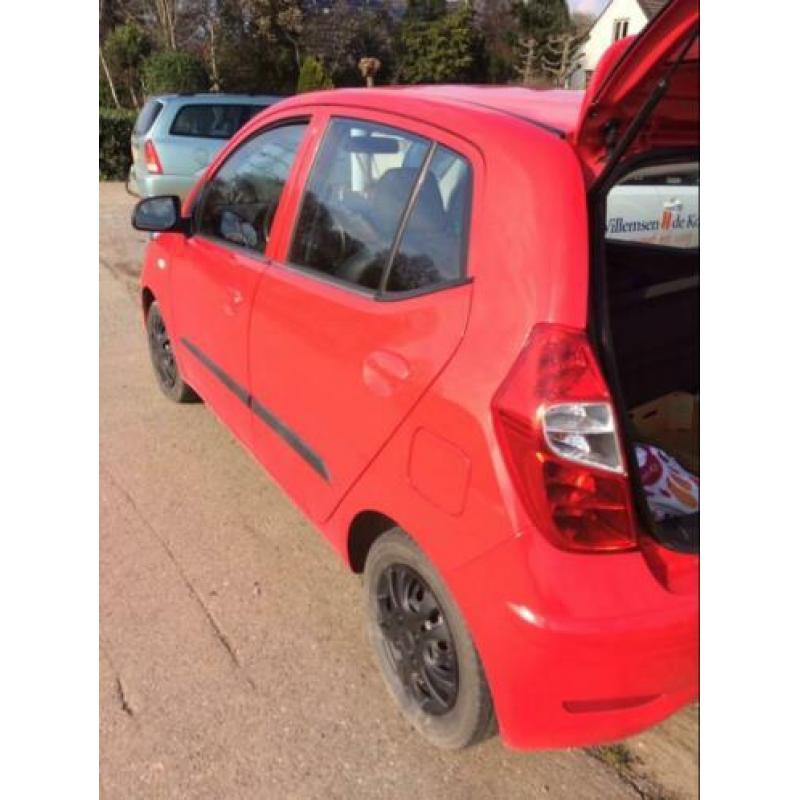 Hyundai I 10 1.1 I 5DR 2011 Rood