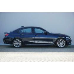 BMW 3 Serie 320i Sedan Aut. High Executive Luxury Line