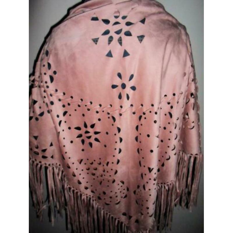 Roze pashmina/omslagdoek ibiza style.