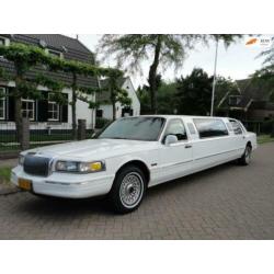 Lincoln Town Car 4.6 9-persoons limousine, zeer netjes voor