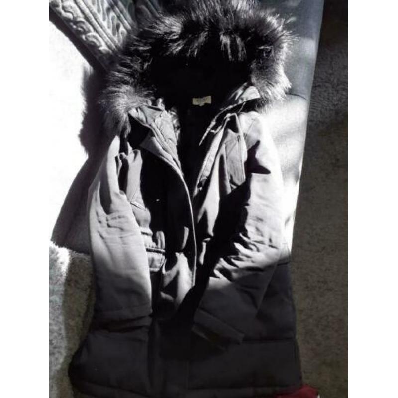 Te koop dames parka jas + bont