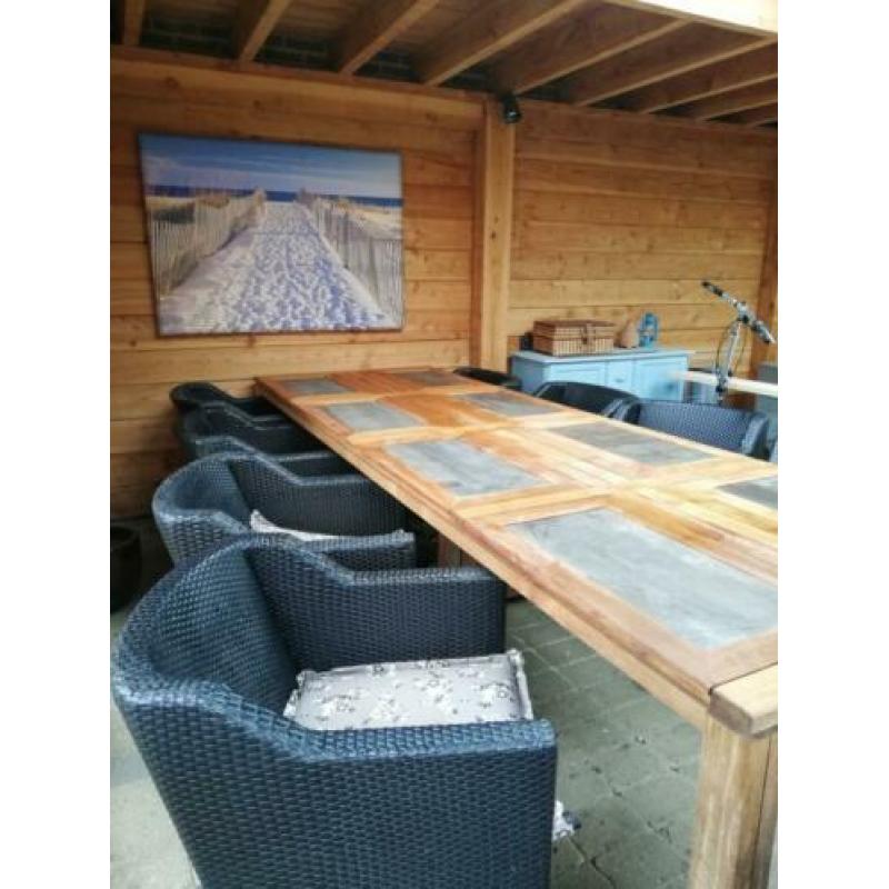 Mooie grote tuintafel Allure Elba plus 10 stoelen