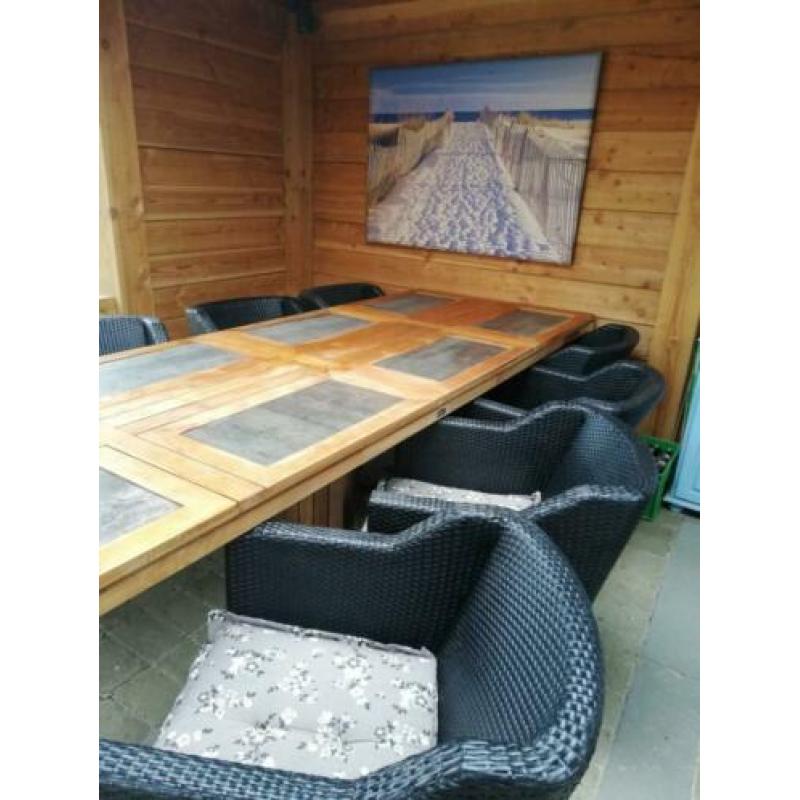 Mooie grote tuintafel Allure Elba plus 10 stoelen