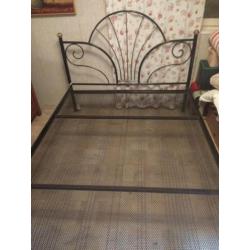 metalen bed 140 breed