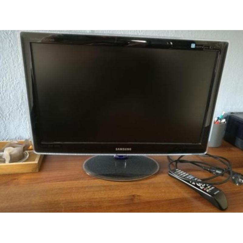 23" Samsung Full HD TV